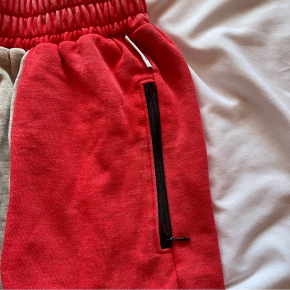 The Laundry Room Comfy Shorts (size M)🍒 - Picture 3 of 5